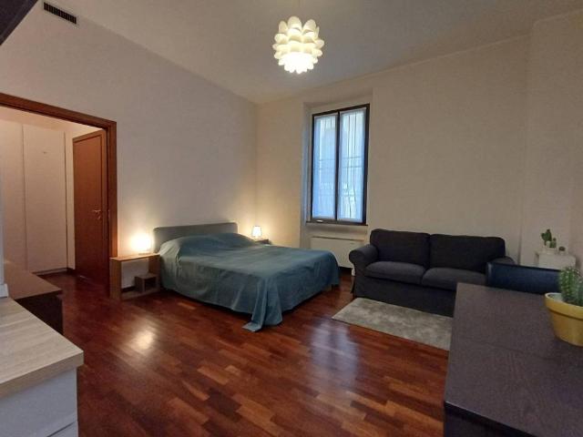 Appartamento in affitto a Milano via Eupili, 4, arredato, ristrutturato, lavatrice TrovaCasa