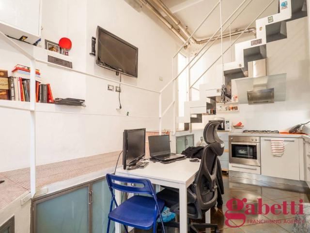 Appartamento in affitto a Milano via Falloppio, 10, arredato, soppalco, cucina a vista TrovaCasa