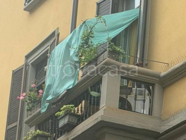 Appartamento in affitto a Milano via Felice Casati, 24, arredato, balcone TrovaCasa