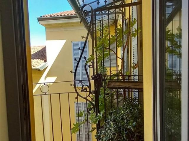 Appartamento in affitto a Milano via Festa del Perdono 1, non arredato/vuoto, ascensore, zona residenziale TrovaCasa