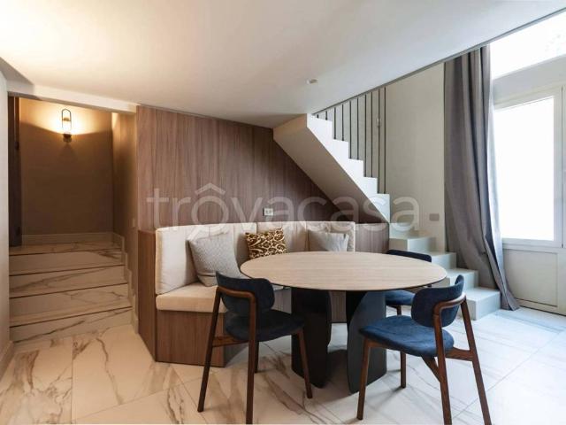Appartamento in affitto a Milano via Fieno, arredato, soppalco TrovaCasa