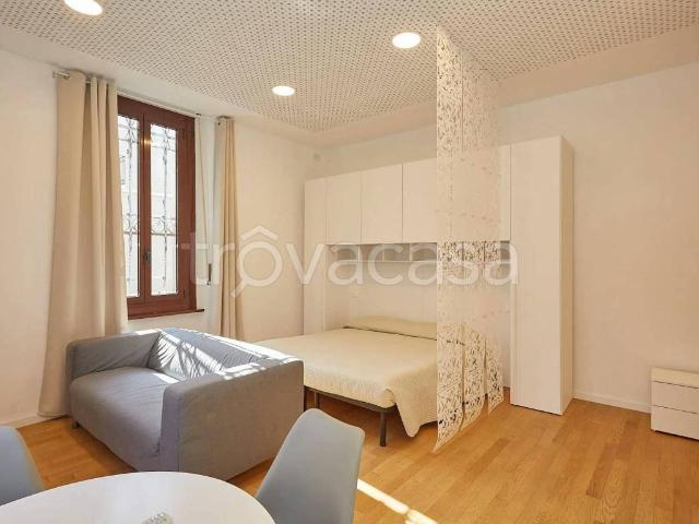 Appartamento in affitto a Milano via Filippo Baldinucci, arredato, studio TrovaCasa