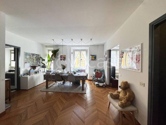 Appartamento in affitto a Milano via Filippo Corridoni, parzialmente arredato, ascensore, doppia esposizione TrovaCasa