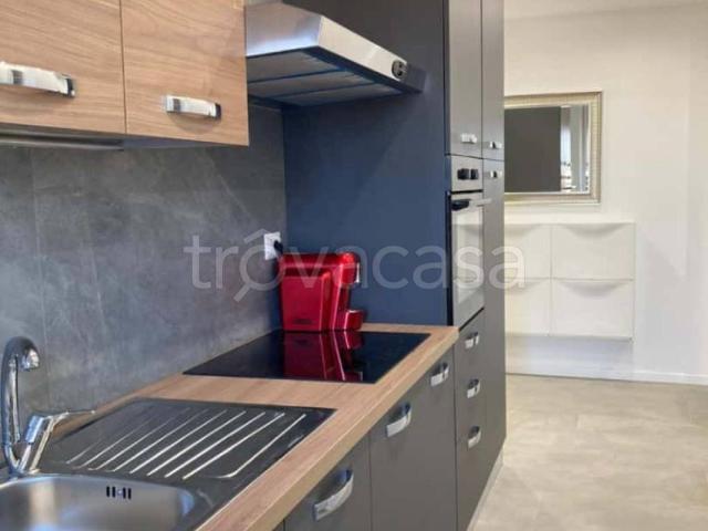 Appartamento in affitto a Milano via Frà Cristoforo, arredato, vista sulla città, aria condizionata TrovaCasa