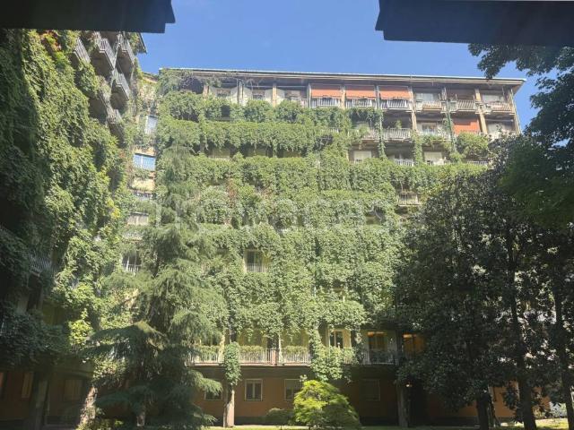 Appartamento in affitto a Milano via Francesco Cherubini, arredato, terrazzo, doppia esposizione TrovaCasa