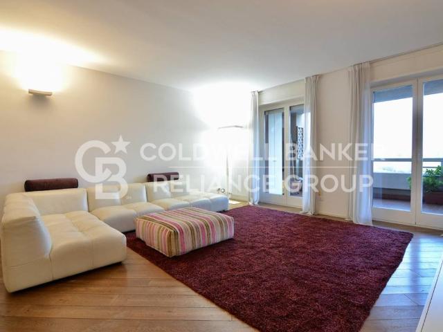 Appartamento in affitto a Milano via Ippodromo, 105, arredato, terrazzo, vista panoramica TrovaCasa