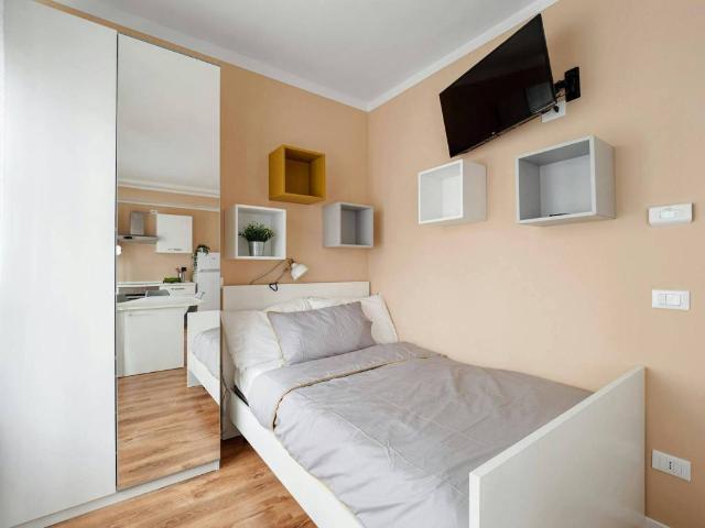 Appartamento in affitto a Milano via Isaac Newton, arredato, studio TrovaCasa