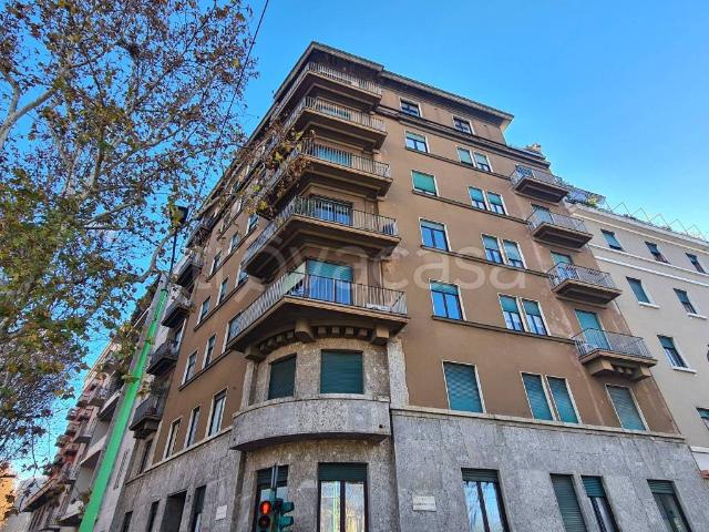 Appartamento in affitto a Milano via Odoardo Tabacchi, 52, non arredato/vuoto, doppia esposizione, libero subito TrovaCasa