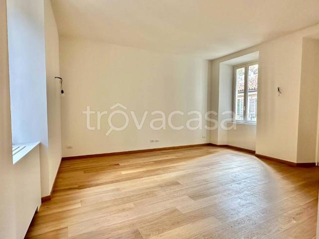 Appartamento in affitto a Milano via Olmetto, parzialmente arredato, balcone, cucina abitabile TrovaCasa
