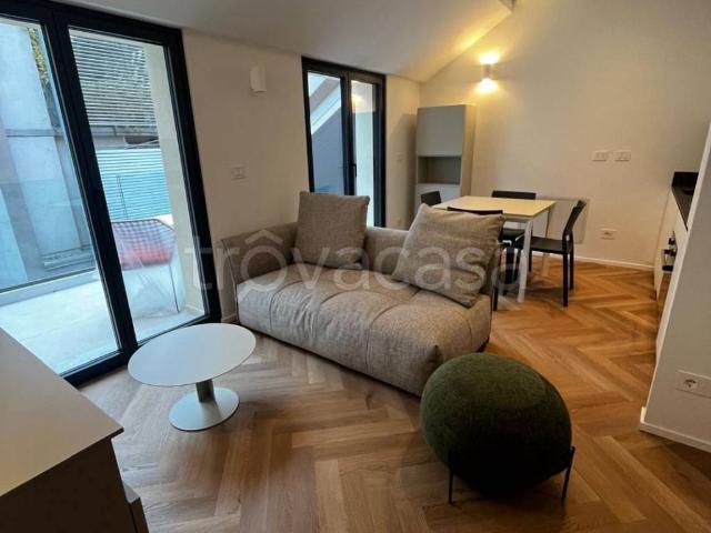 Appartamento in affitto a Milano via Lomellina, 6, arredato, ascensore, doppia esposizione TrovaCasa