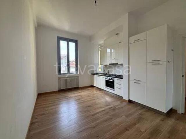 Appartamento in affitto a Milano via Laura Ciceri Visconti No Number, doppia esposizione, aria condizionata, cantina TrovaCasa