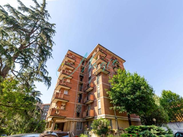 Appartamento in affitto a Milano via Lanfranco della Pila, 10A, arredato, posto auto, luminoso TrovaCasa