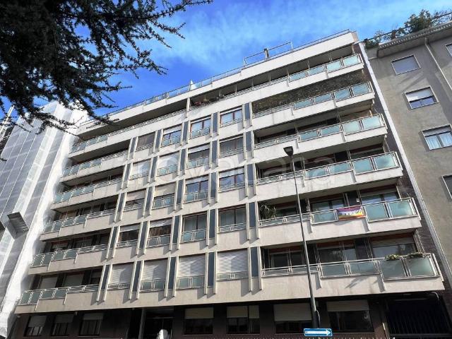 Appartamento in affitto a Milano via Luigi Capranica, 14, arredato, riscaldamento autonomo, ascensore TrovaCasa