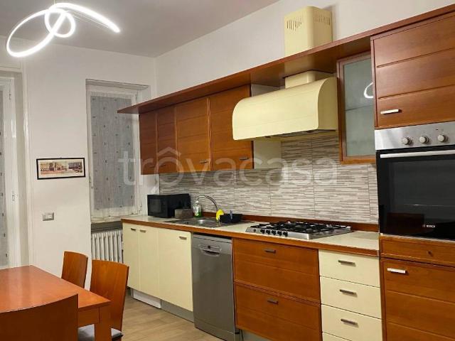 Appartamento in affitto a Milano via Luigi Biraghi, 14, arredato, ristrutturato, vista aperta TrovaCasa