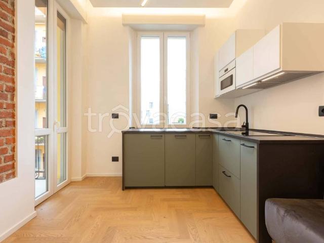 Appartamento in affitto a Milano via Luigi Mercantini, arredato, ristrutturato, vicinanze negozi TrovaCasa
