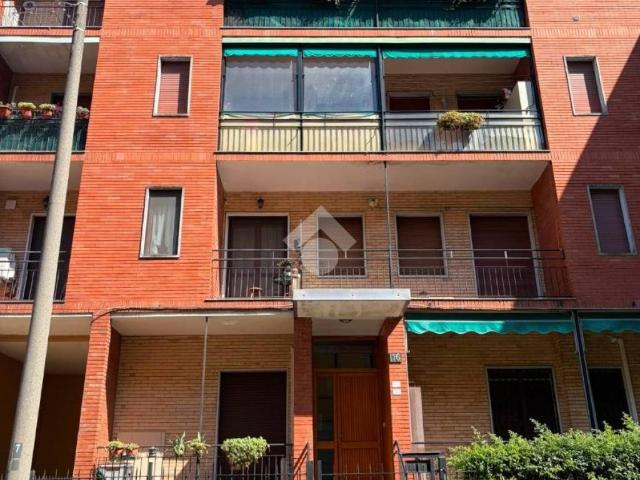 Appartamento in affitto a Milano via Monte Palombino, 16, arredato, luminoso, balcone TrovaCasa