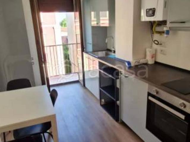 Appartamento in affitto a Milano via Monte Piana, Santa Giulia