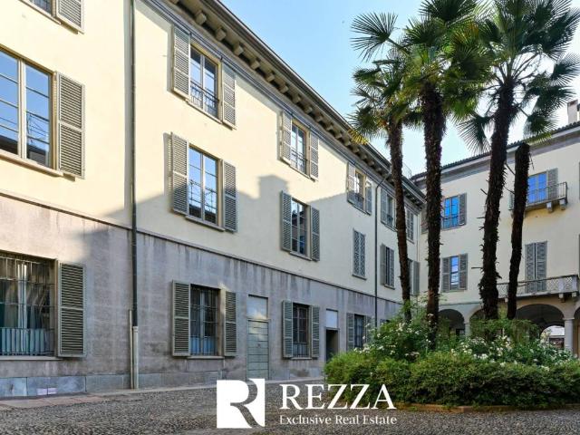 Appartamento in affitto a Milano via Montenapoleone, ascensore, ultimo piano, cucina abitabile TrovaCasa