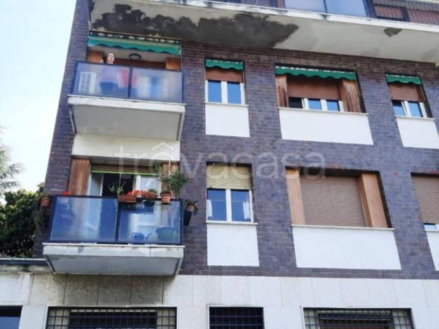 Appartamento in affitto a Milano via Maloja, 8, arredato, riscaldamento autonomo, cucina a vista TrovaCasa