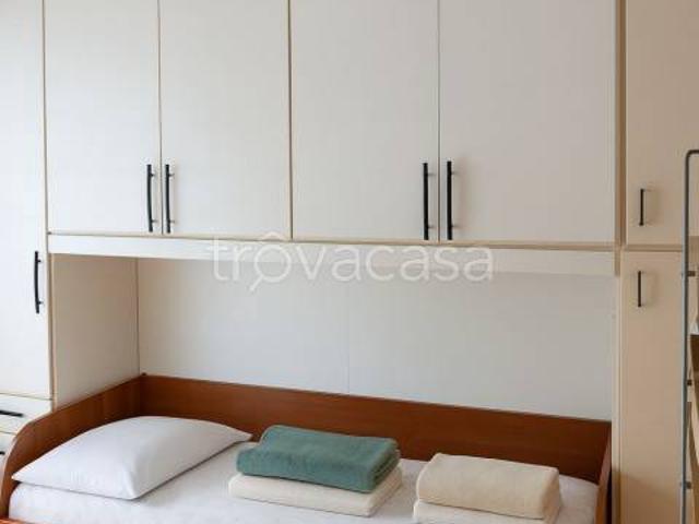 Appartamento in affitto a Milano via maria montessori 1, arredato, balcone, bagno finestrato TrovaCasa