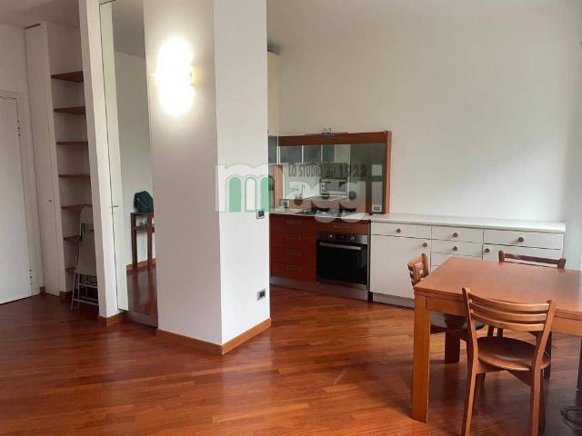 Appartamento in affitto a Milano via Melchiorre Gioia, arredato, parquet, doppi vetri TrovaCasa