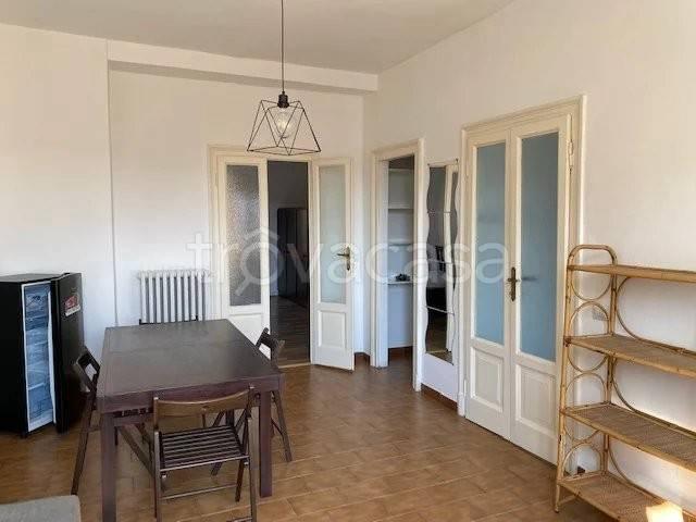 Appartamento in affitto a Milano via Michelangelo Buonarroti, 6, arredato, ascensore, doppia esposizione TrovaCasa