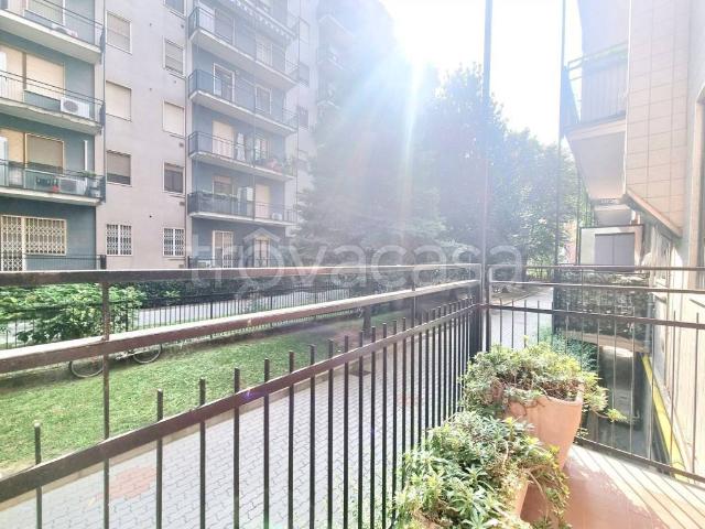 Appartamento in affitto a Milano via Mincio, 22, arredato, balcone, cucina abitabile TrovaCasa