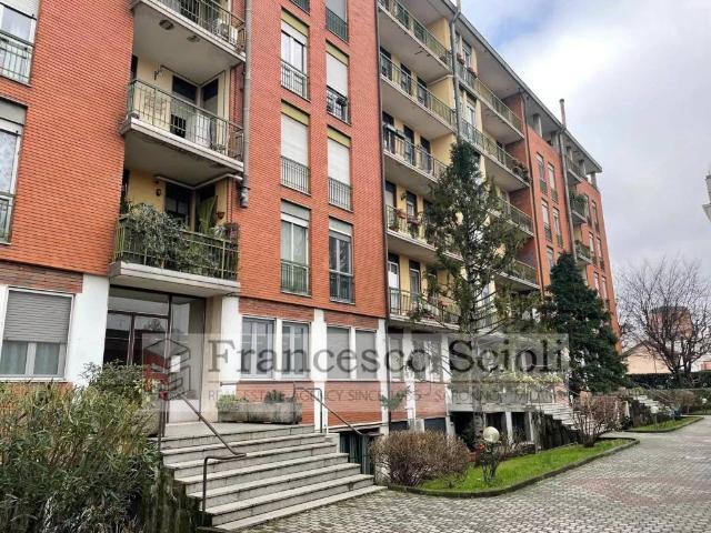 Appartamento in affitto a Milano via Novara, 139, arredato, ristrutturato, lavanderia TrovaCasa