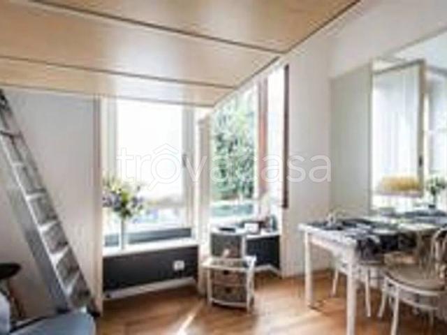 Appartamento in affitto a Milano via Napo Torriani, Milano, Mi s.n.c arredato, centrale TrovaCasa