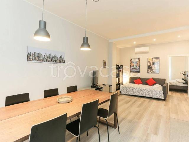 Appartamento in affitto a Milano via Negroli, arredato, lavatrice, cucina a vista TrovaCasa