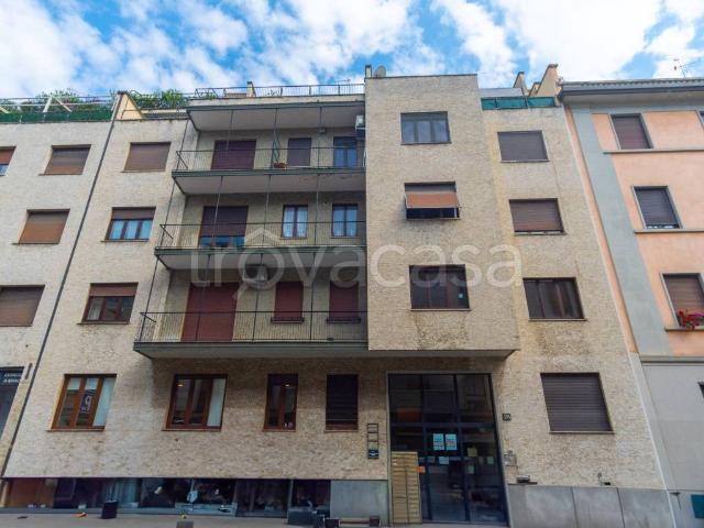 Appartamento in affitto a Milano via Niccolò Copernico, arredato, terrazzo, ascensore TrovaCasa