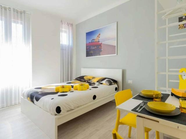Appartamento in affitto a Milano via Nicola Palmieri, arredato, terrazzo, studio TrovaCasa
