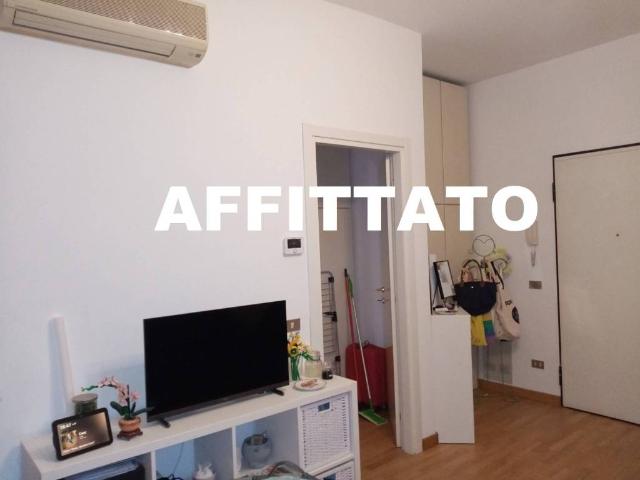 Appartamento in affitto a Milano via Nino Bixio, arredato, ascensore, vicinanze negozi TrovaCasa