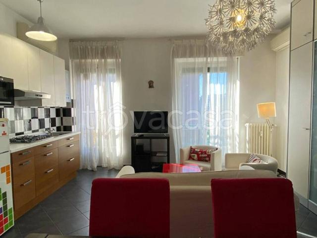 Appartamento in affitto a Milano via Sofonisba Anguissola, arredato TrovaCasa