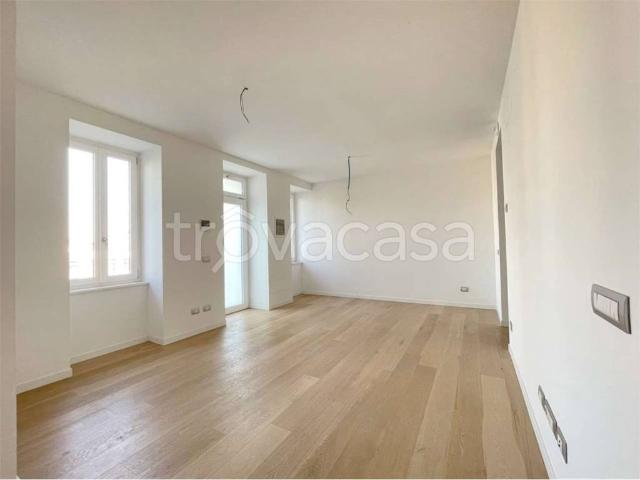 Appartamento in affitto a Milano via Solari, ascensore, doppia esposizione, ristrutturato TrovaCasa