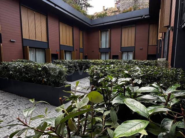 Appartamento in affitto a Milano via Savona, 25, arredato, giardino privato, box TrovaCasa