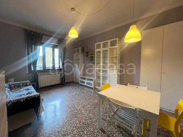 Appartamento in affitto a Milano via San Colombano, 7/20, arredato, lavatrice, studio TrovaCasa