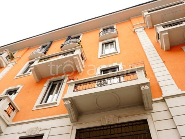 Appartamento in affitto a Milano via Sangallo, 14, arredato, libero subito, riscaldamento centralizzato TrovaCasa