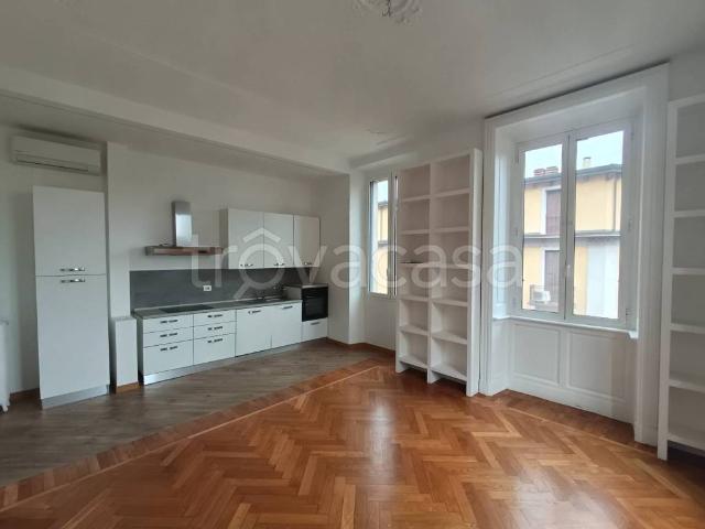 Appartamento in affitto a Milano via Spartaco, 38, terrazzo, parzialmente arredato, ascensore TrovaCasa