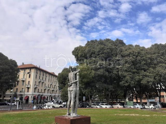 Appartamento in affitto a Milano via Spartaco, arredato, ascensore, ultimo piano TrovaCasa