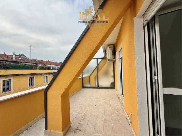 Appartamento in affitto a Milano via spartaco, arredato, terrazzo, ascensore TrovaCasa