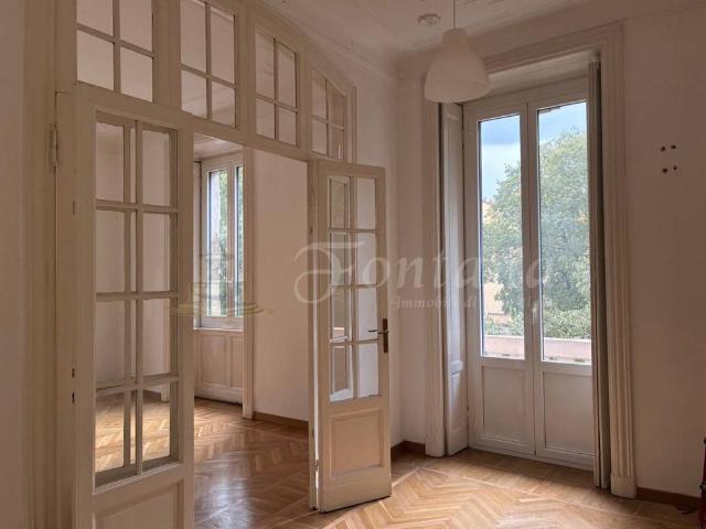 Appartamento in affitto a Milano via Spartaco, parzialmente arredato, ascensore, doppia esposizione TrovaCasa