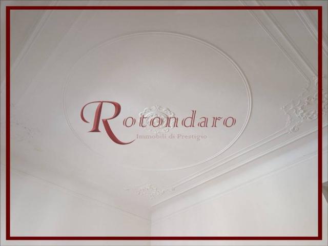 Appartamento in affitto a Milano via Spartaco, parzialmente arredato, ascensore, riscaldamento centralizzato TrovaCasa