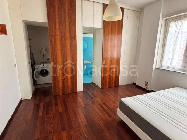 Appartamento in affitto a Milano via Stilicone, arredato, terrazzo, ascensore TrovaCasa
