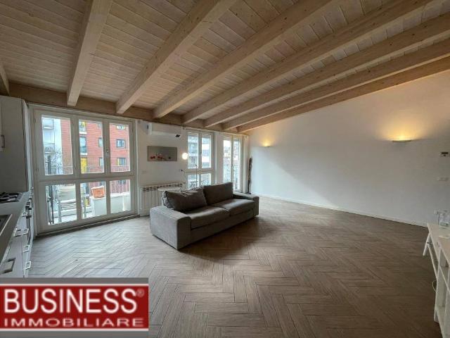 Appartamento in affitto a Milano via Stilicone, 10, parzialmente arredato, ascensore, ultimo piano TrovaCasa