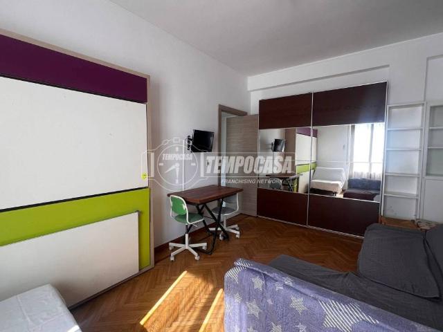 Appartamento in affitto a Milano via Palmanova 191, arredato, luminoso, balcone TrovaCasa