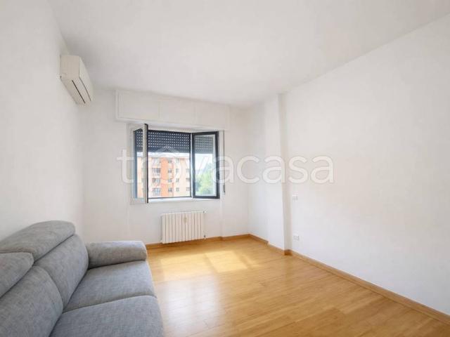 Appartamento in affitto a Milano via Pasquale Fornari, 4, arredato, ristrutturato, parquet TrovaCasa