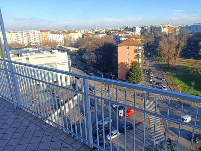 Appartamento in affitto a Milano via Pasquale Fornari, 50, arredato, ultimo piano, lavatrice TrovaCasa