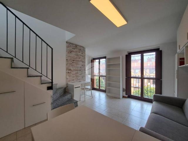 Appartamento in affitto a Milano via Pellegrino Rossi, 83, arredato, terrazzo, vista panoramica TrovaCasa