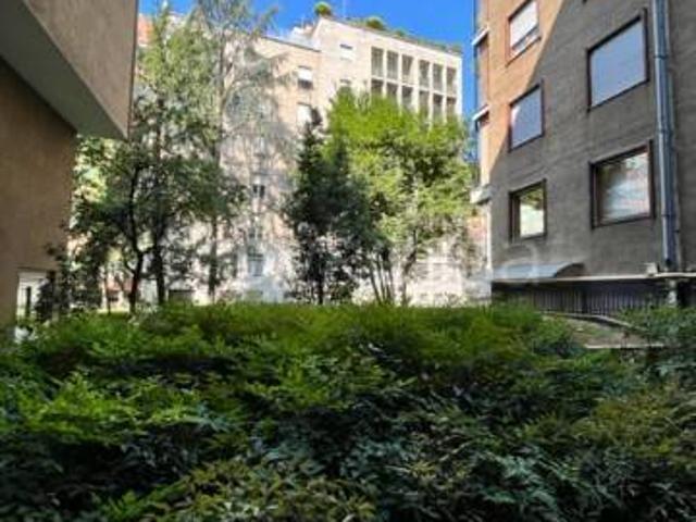 Appartamento in affitto a Milano via Pietro Mascagni, 20, arredato, giardino, box TrovaCasa